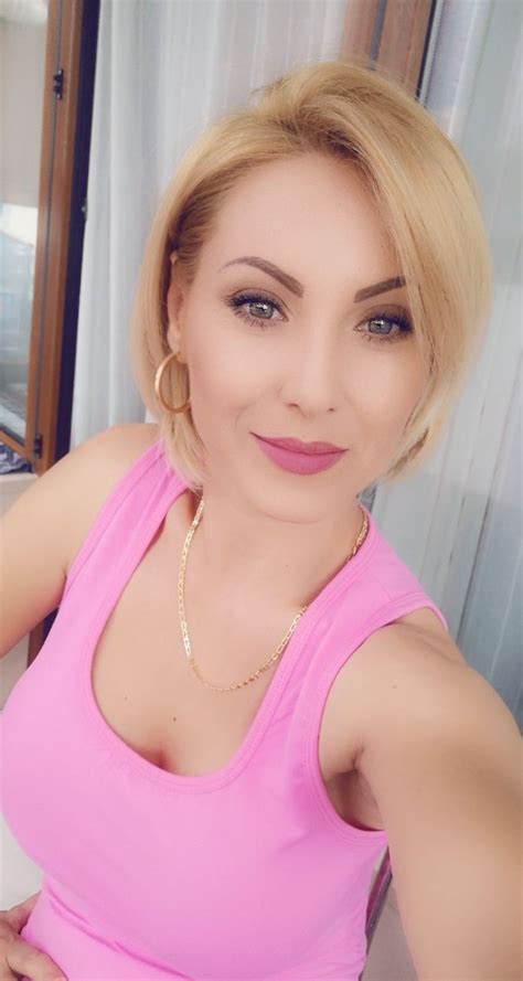 Escort Adria, Donna Cerca Uomo Adria